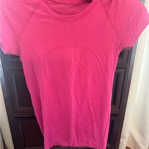 Women's Pink swiftly tech